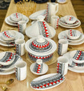 service de table tapis rouge